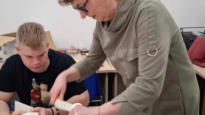 Warsztaty tworzenia kart wielkanocnych